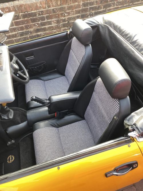 TPV164X Interior TPV164X Interior