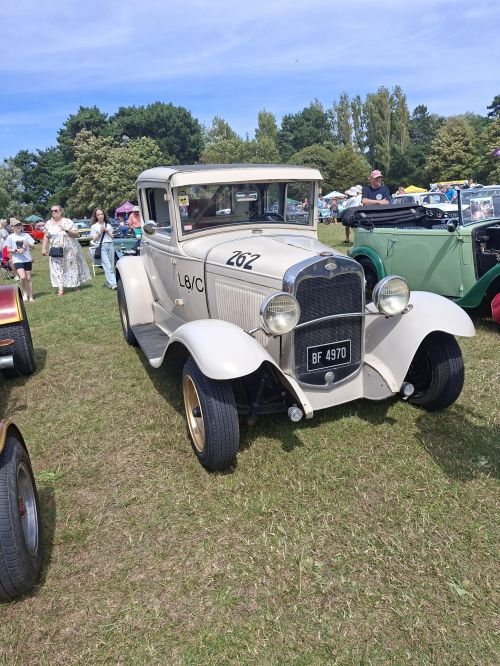pro-e9wzM5cu
